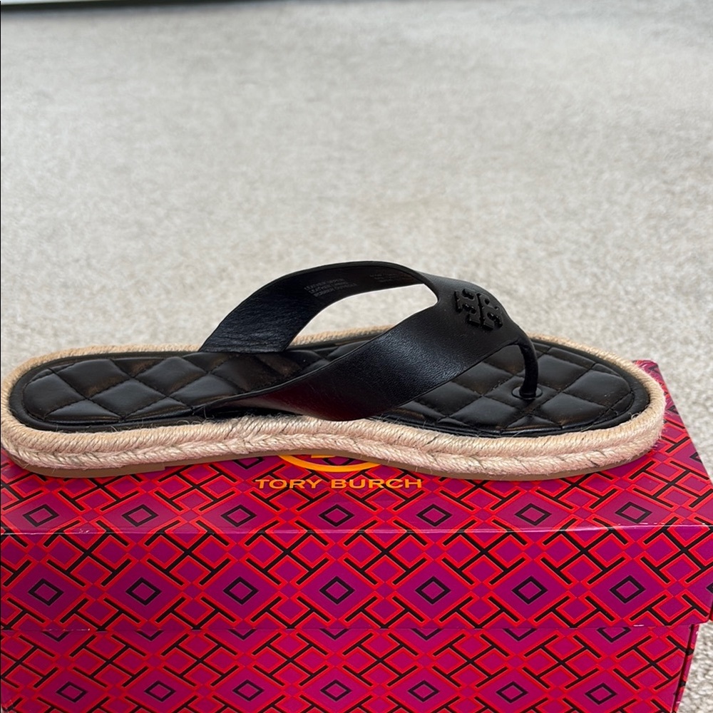 Tory Burch Black Leather Quilted Espadrille Flip Flops, size 6.5 - Picture 8 of 10